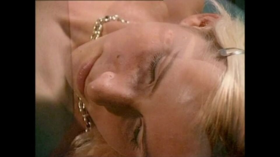 Bonny hussy's blowjob porn
