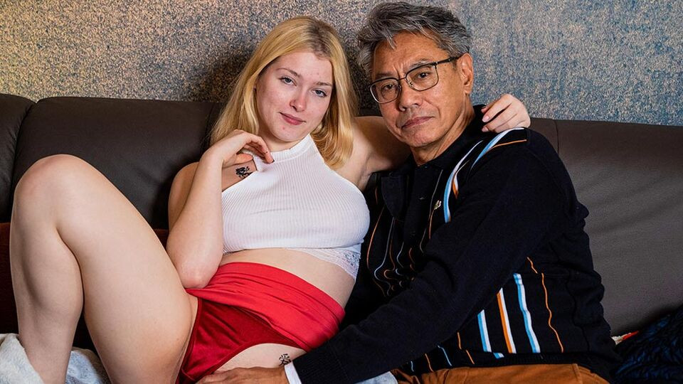 An old Japanese babe fucked a curvy young blonde Angel Ayyla