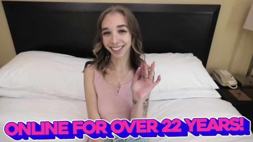 Watch bouncy fiancée's porn