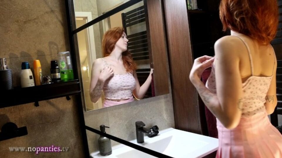 Lascivious femme's reality smut