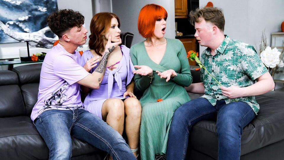 Partner swap foursome with horny Elise London and Samanthasinz