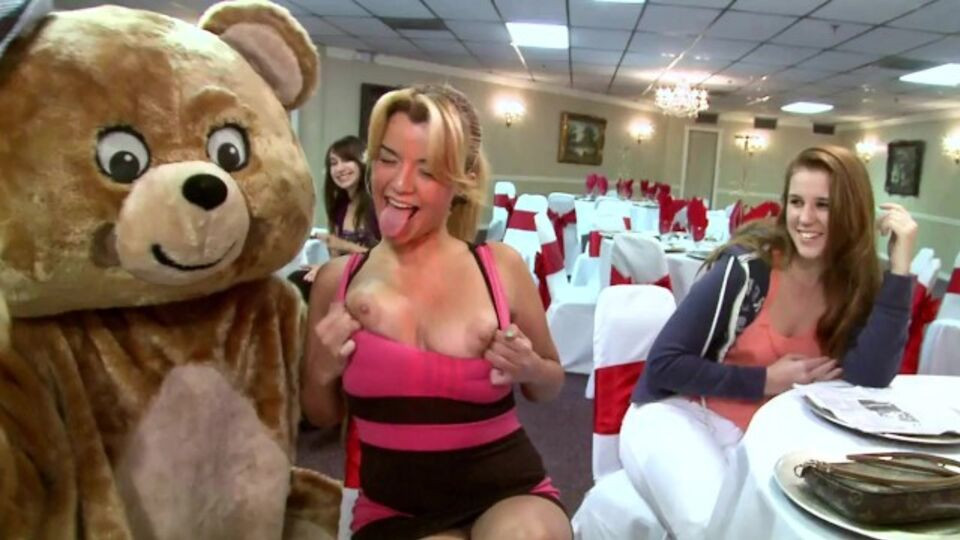 Destiny jaymes porn with junoesque Destiny Jaymes and Sadine Godiva from Dancing Bear