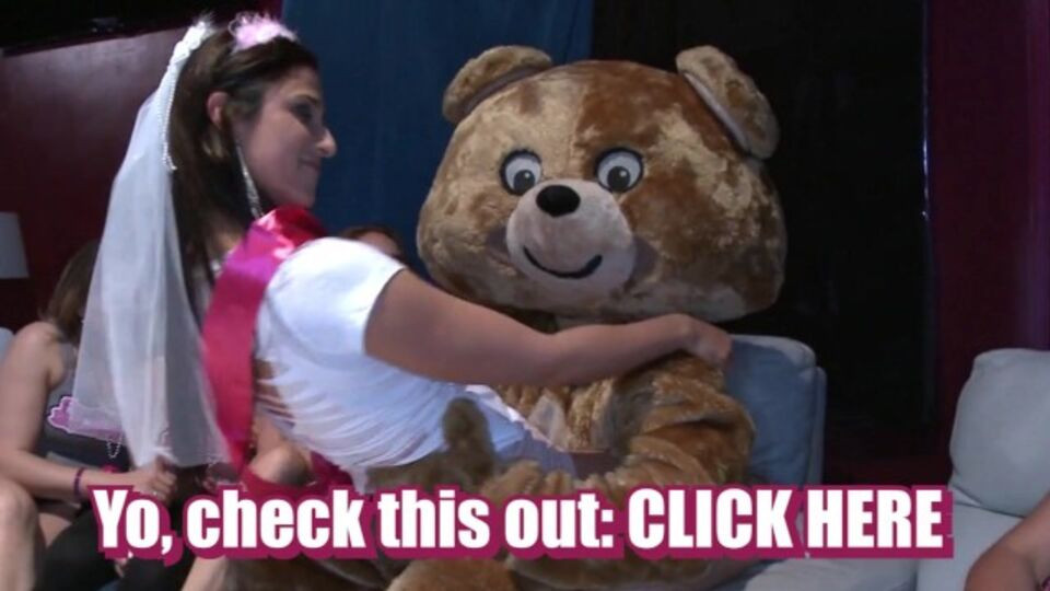 Passionate Kate's dancing bear action