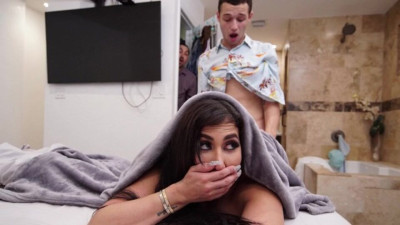 Pornstar video with delicious Valerie Kay and Juan Largo from Filthy Family