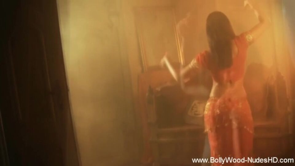 Bollywood Nudes HD featuring India's oriental clip