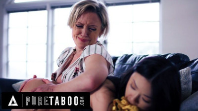 Hot Nina and Lulu's femdom movie