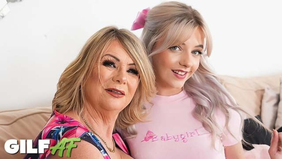 Watch so hot femme's xxx
