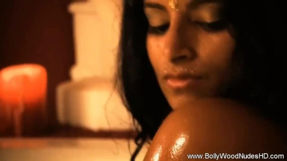 Provocative femme's asian porn