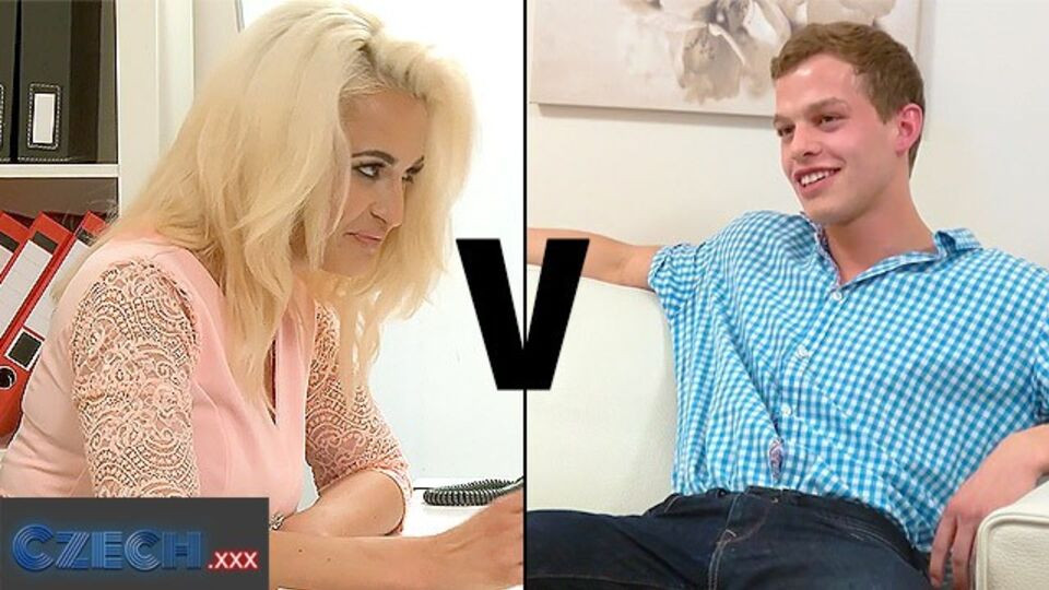 Femme fatale Nicole's blondes scene