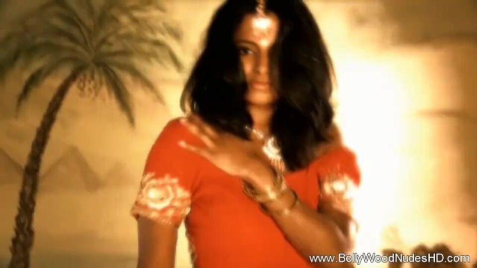 Hussy's indian porn by Bollywood Nudes HD