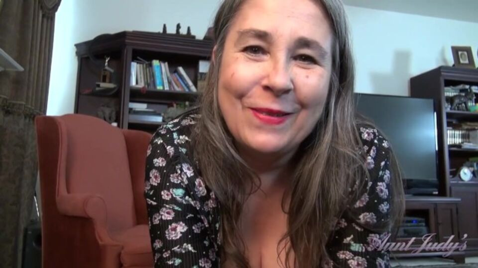 Sugar baby's mature clip