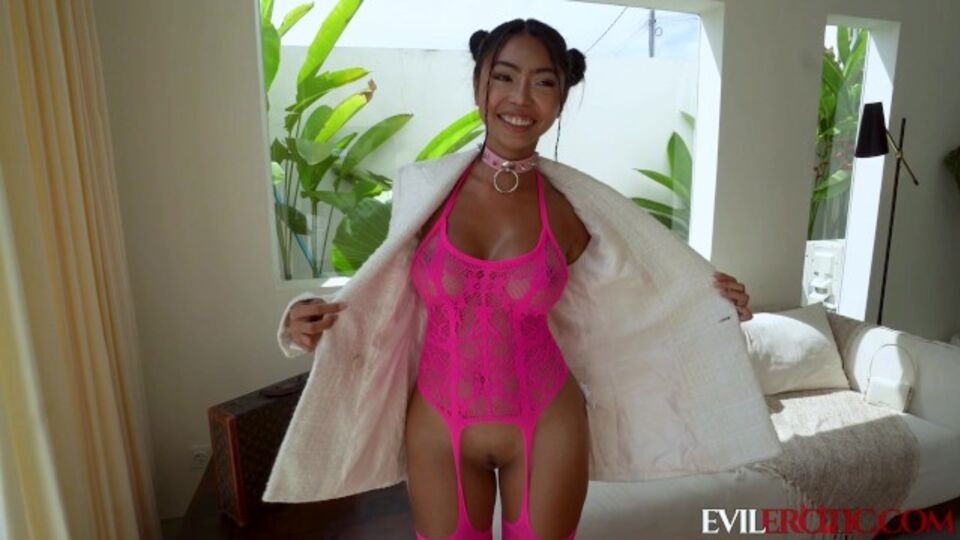 Perfect ass scene with engaging amateur from Evil Erotic