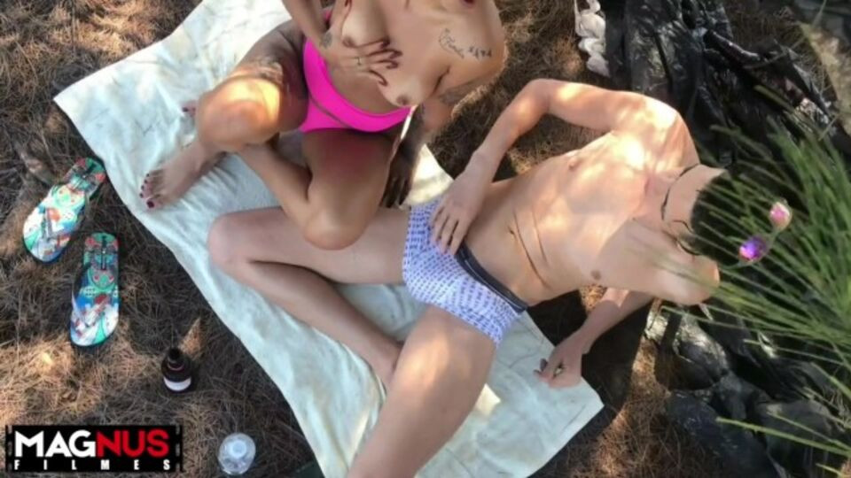 Magnus Filmes featuring Dia's perky tits scene