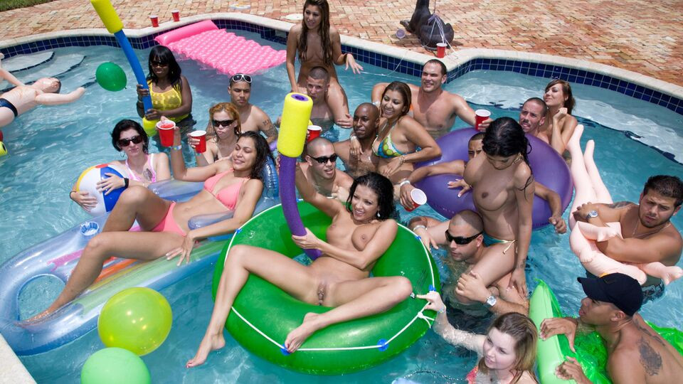 Hardcore outdoor orgy with sexy dolls Britney Stevens and Brittny Blew