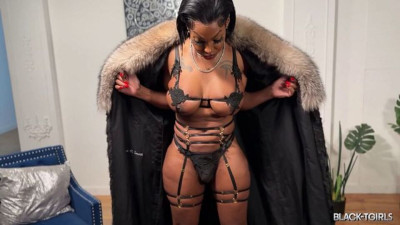 Graceful Temptation at black smut