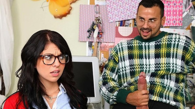 Bitchy long-legged brunette Madelyn Monroe likes intensive pound